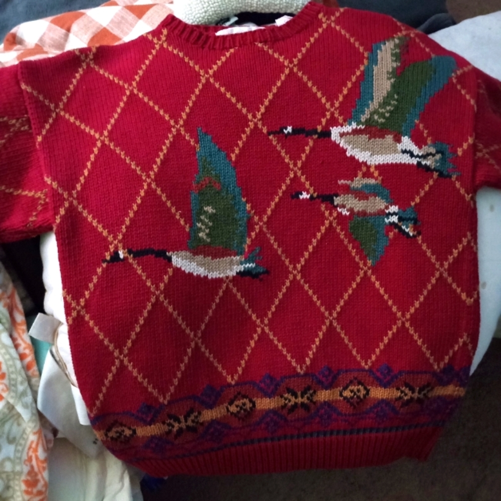 Perry Ellis sweater
